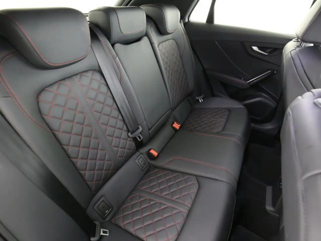 Audi SQ2