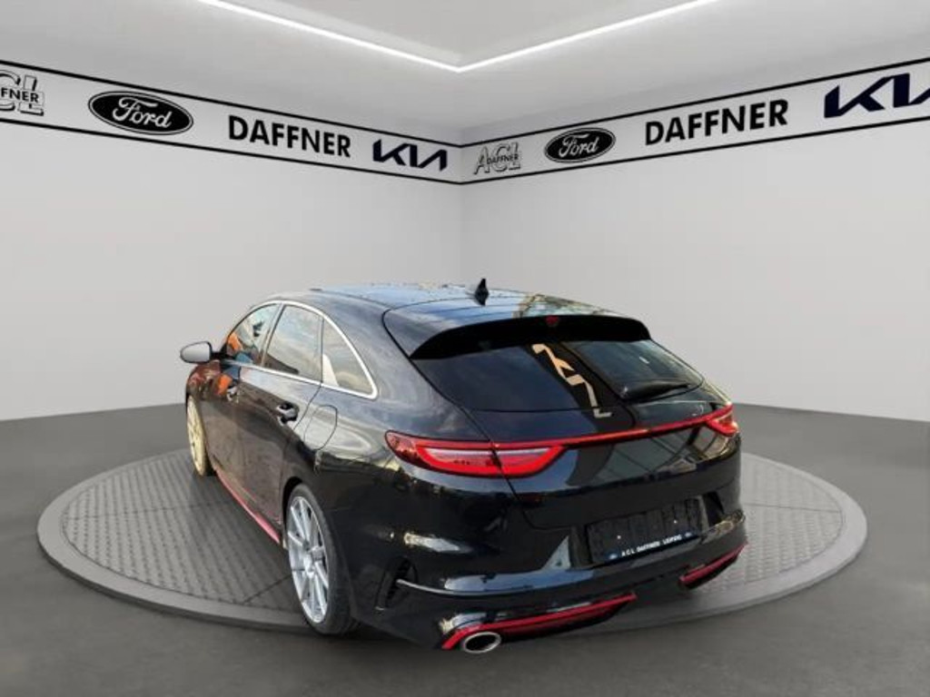 Kia ProCeed