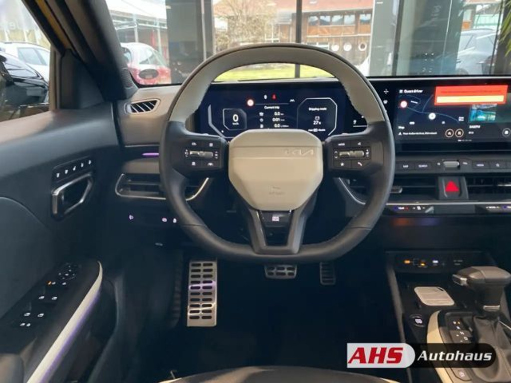Kia K4