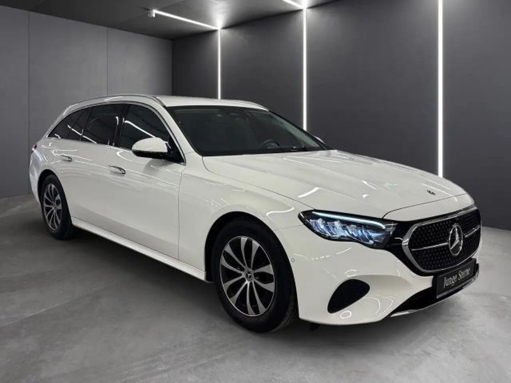 Mercedes-Benz E-Klasse E 220 AVANTGARDE Estate E 220 d