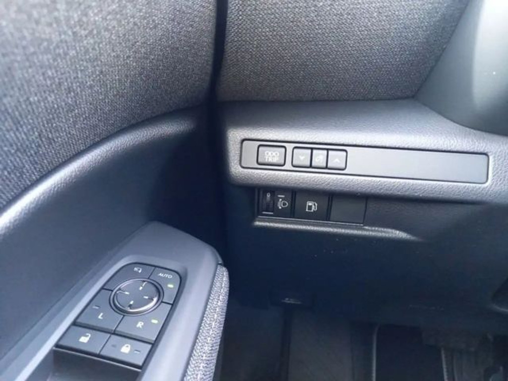 Lexus LBX