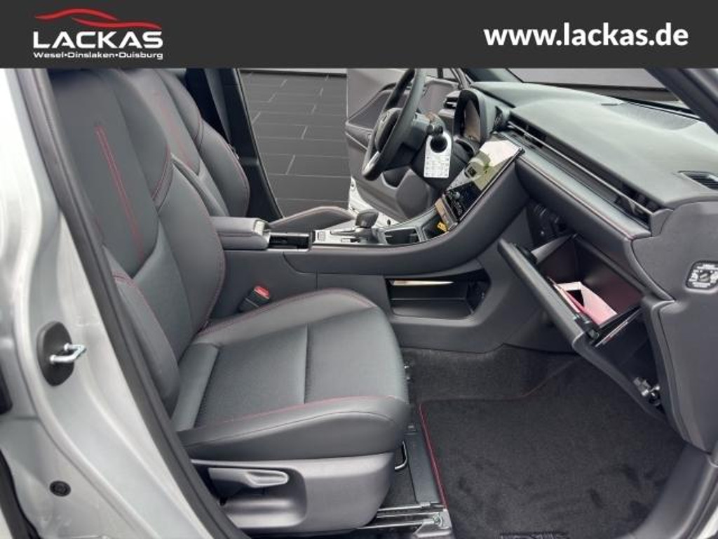 Lexus LBX