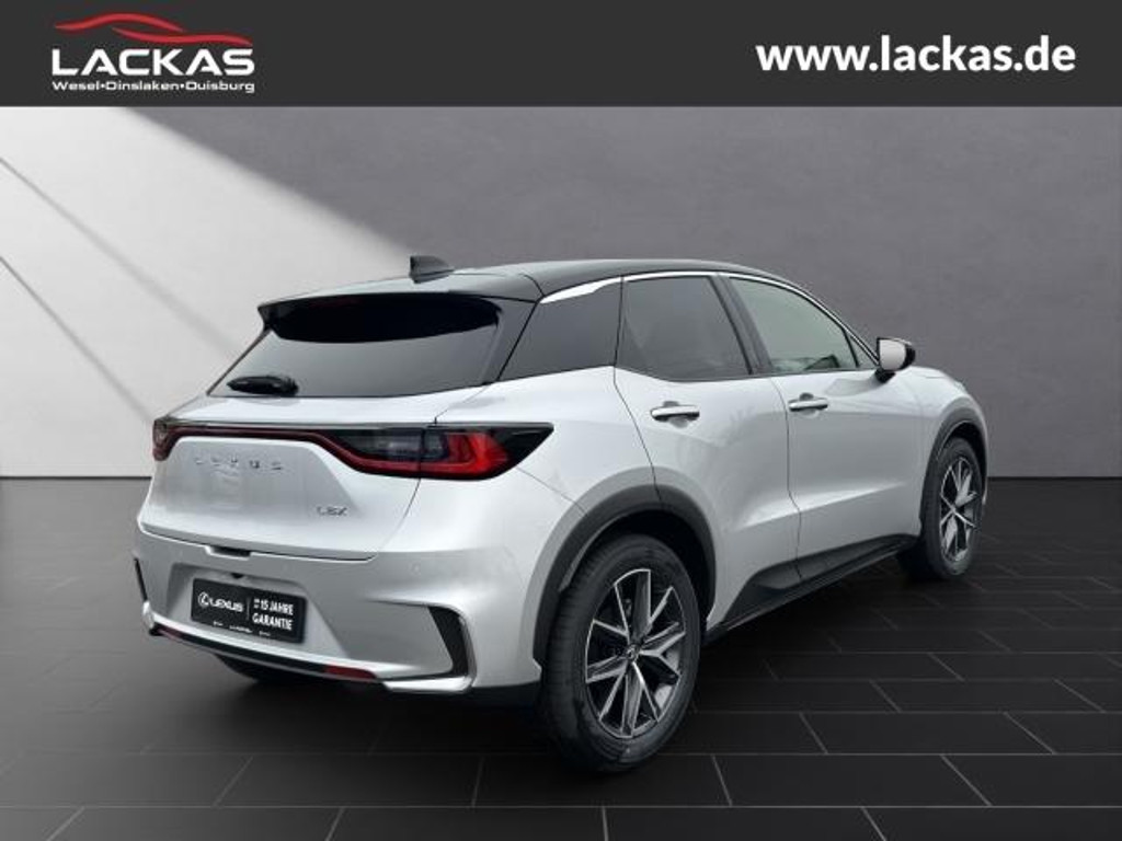 Lexus LBX