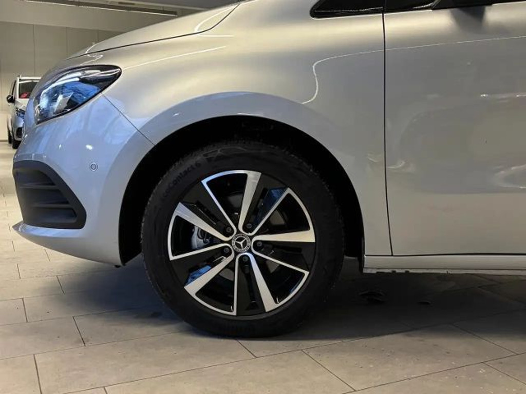 Mercedes-Benz T 180