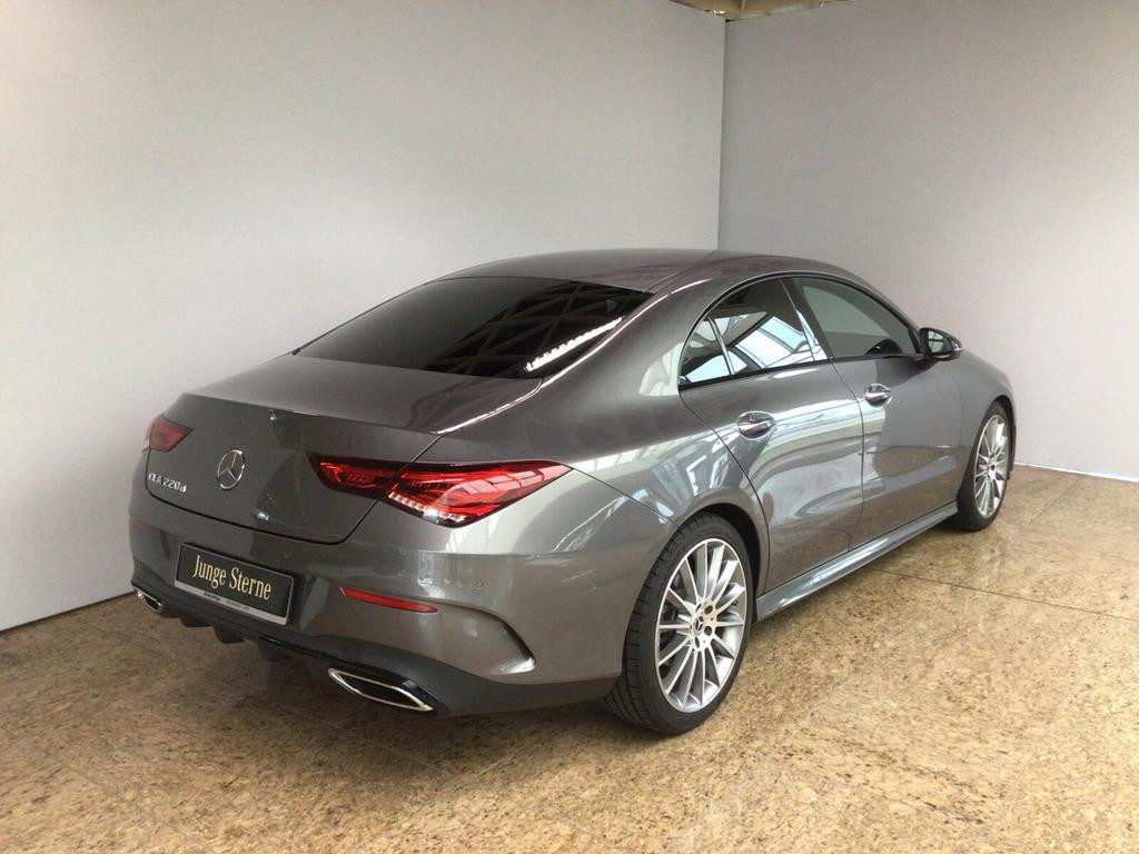 Mercedes-Benz CLA-Klasse CLA 220 AMG Line Coupé CLA 220 d