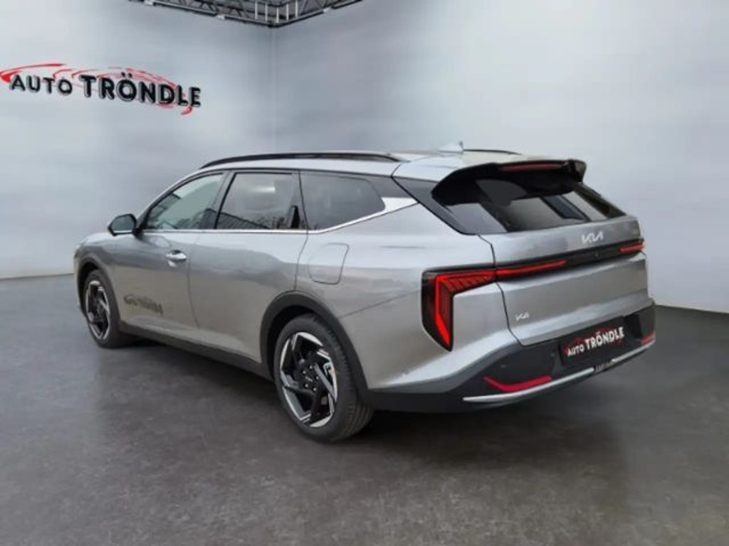 Kia K4