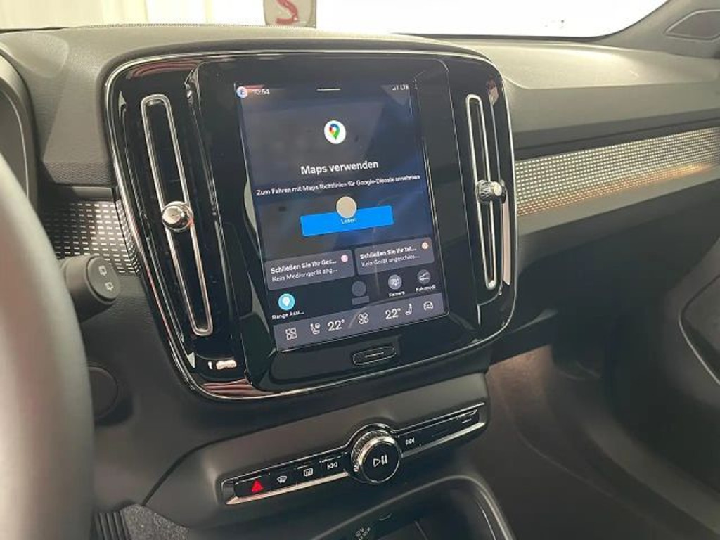 Volvo EX40