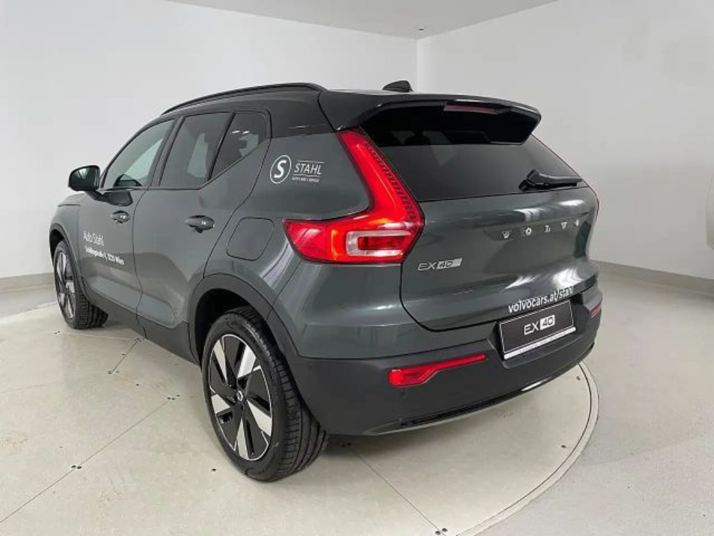 Volvo EX40
