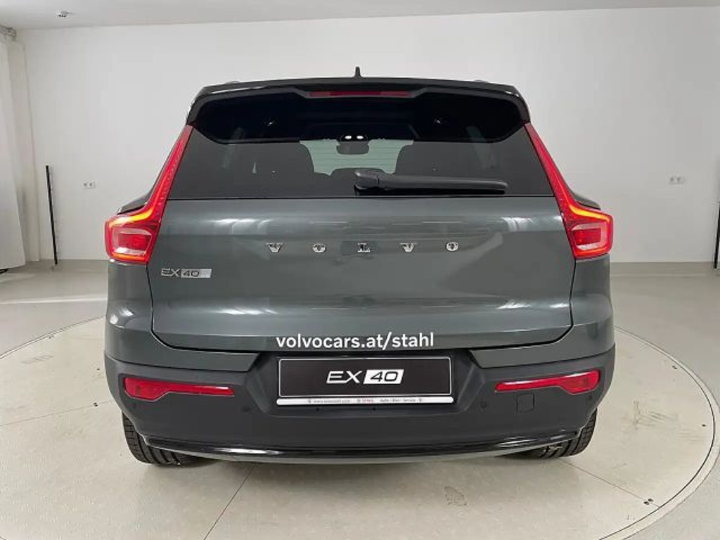 Volvo EX40