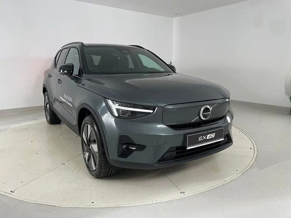 Volvo EX40