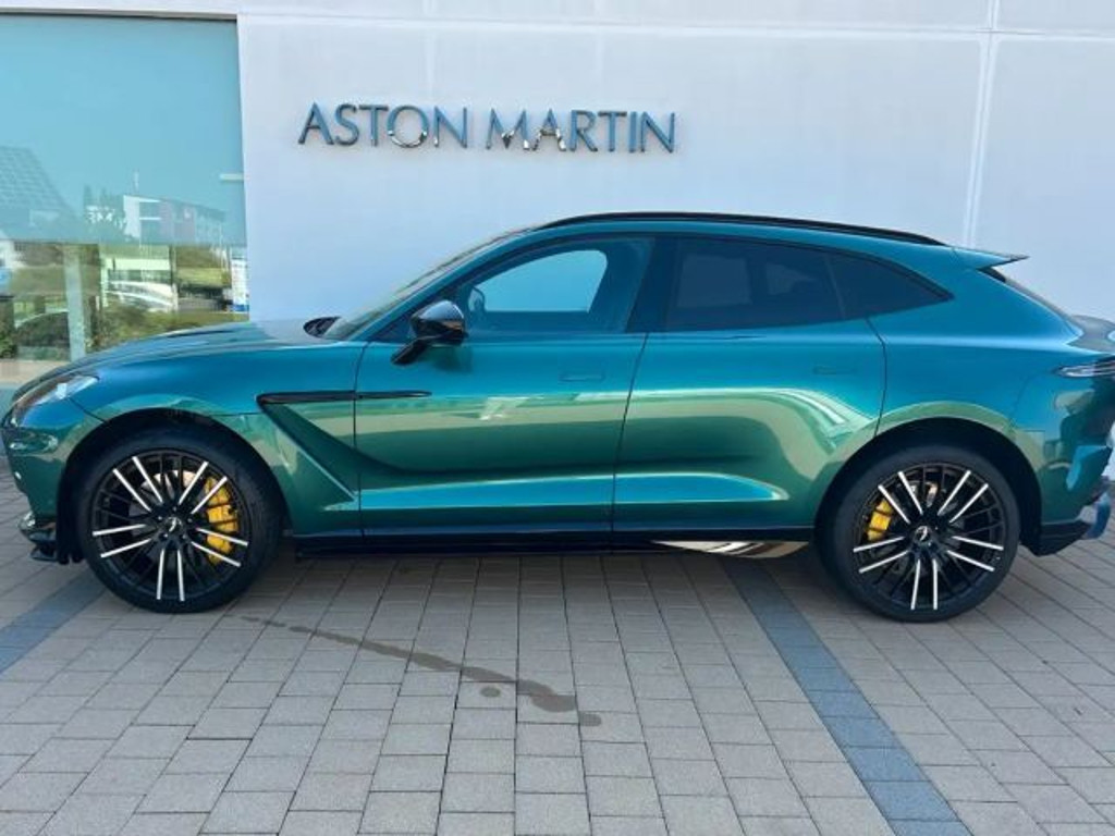 Aston Martin DBX