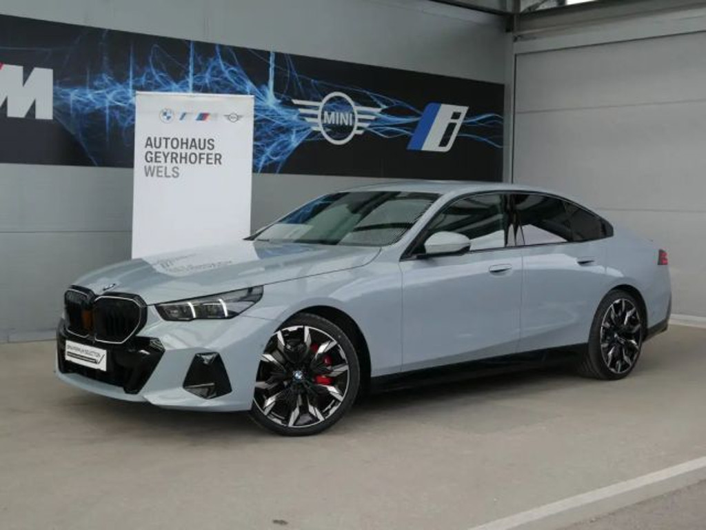 BMW 5 Serie 540 xDrive Sedan 540d