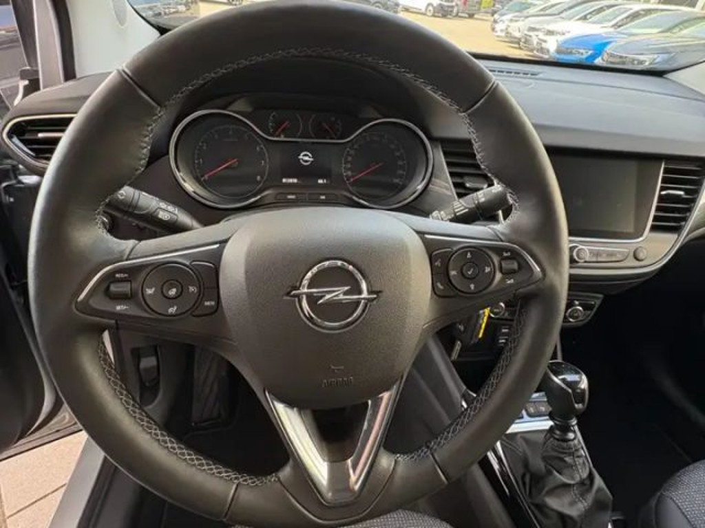 Opel Crossland X