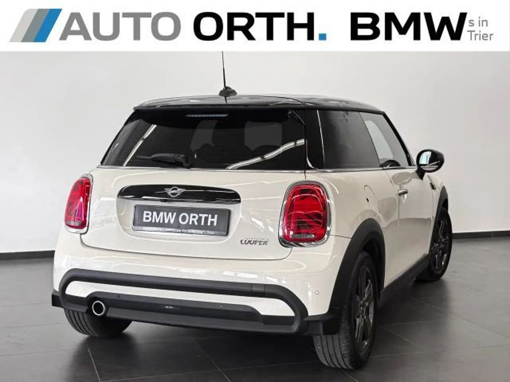 Mini Cooper AUT. LEDER HUD PANO SPORTSITZ KAMERA h/k