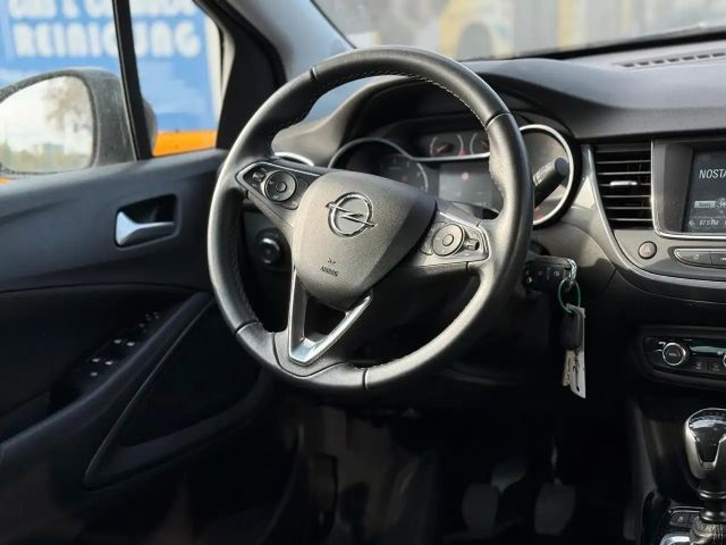 Opel Crossland X
