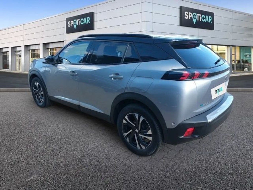 Peugeot e-2008
