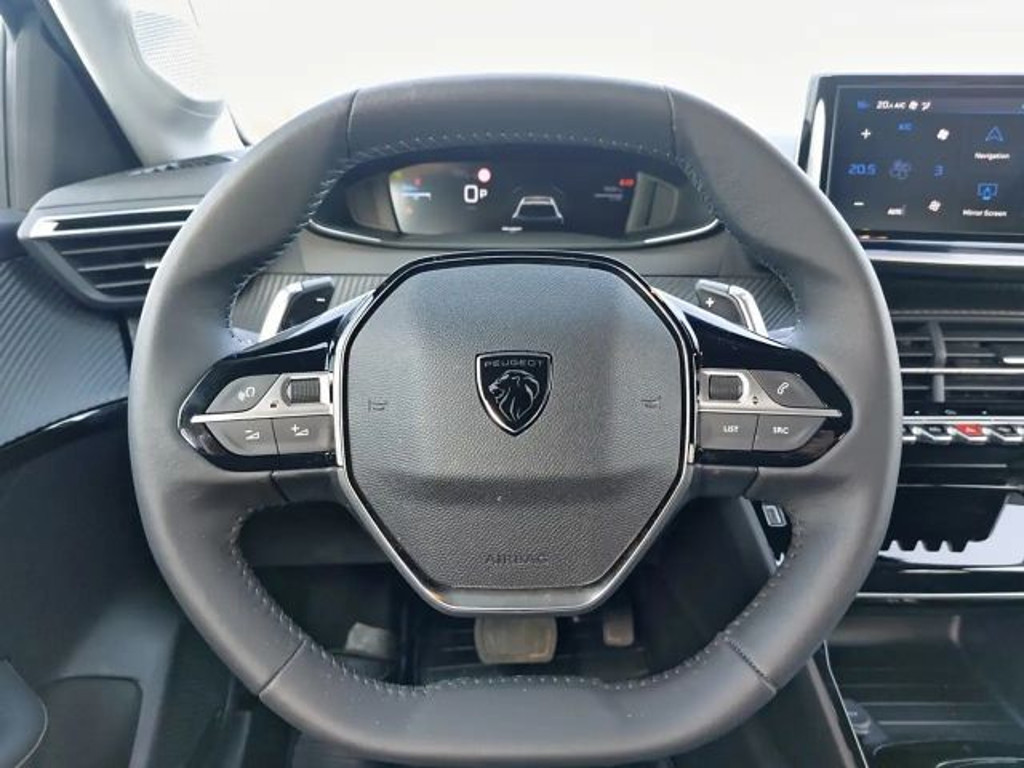 Peugeot e-208