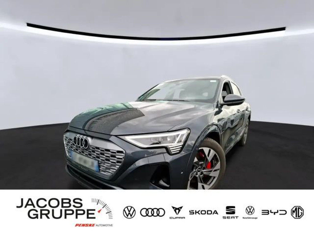 Audi Q8 e-tron Quattro 55