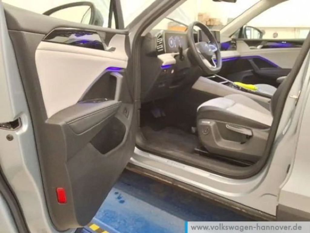 Volkswagen Tiguan 1.5 eTSI Elegance Elegance