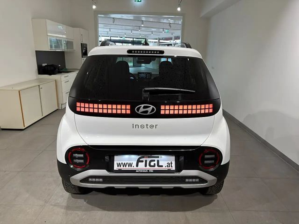 Hyundai INSTER