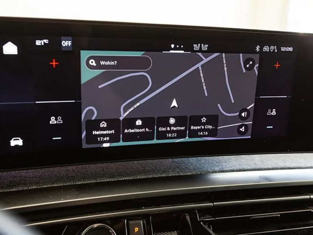 Peugeot E-5008