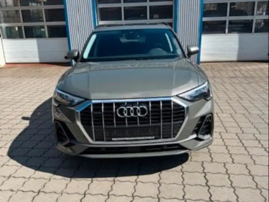Audi Q3 Quattro S-Line 40 TFSI