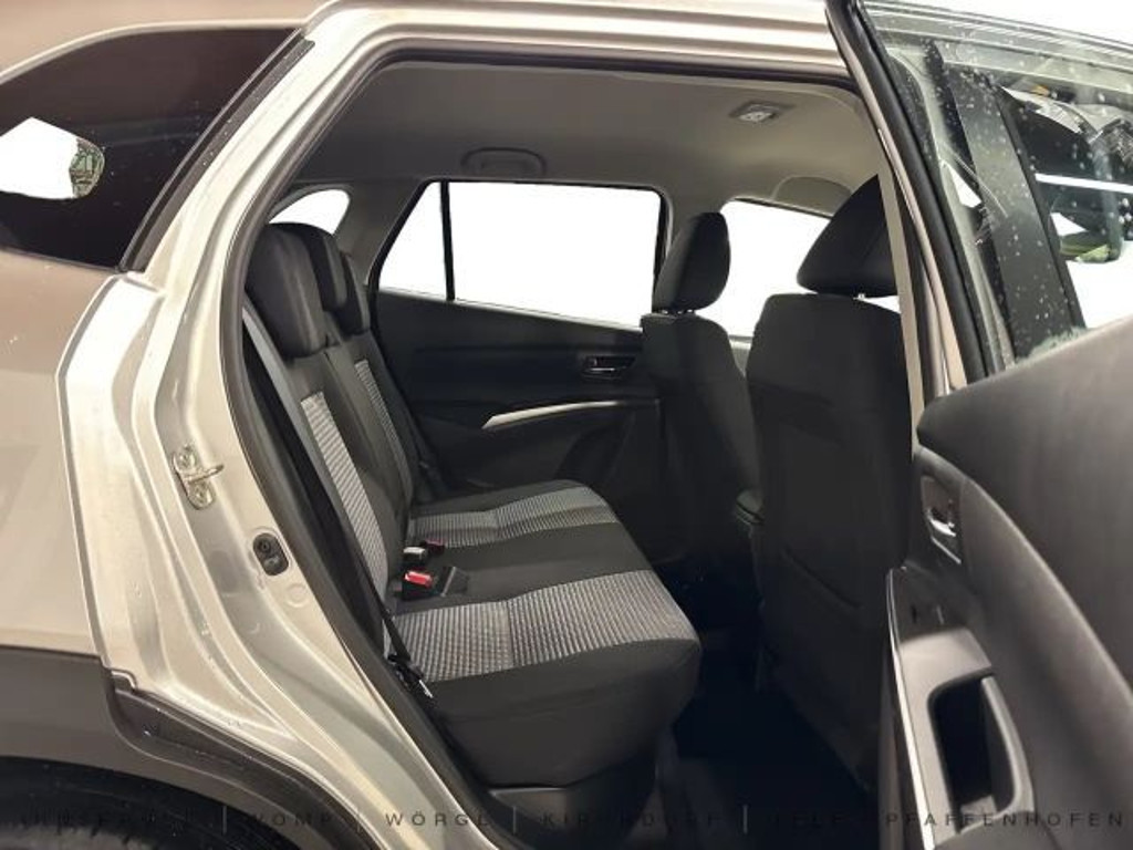 Suzuki S-Cross