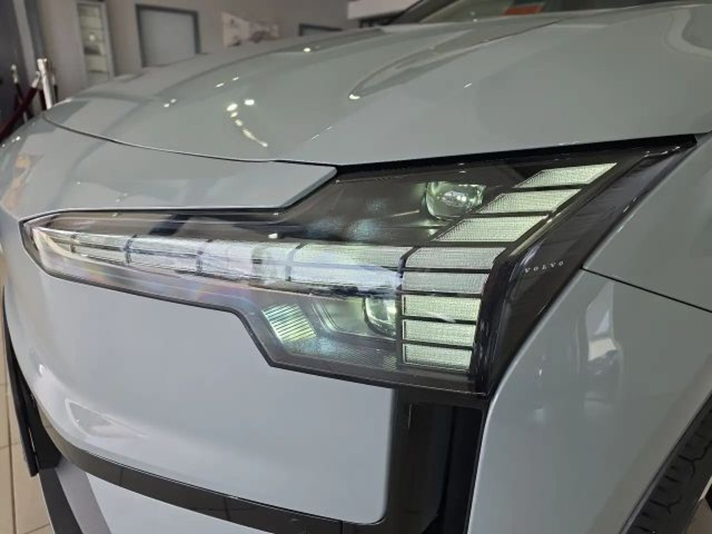 Volvo EX30