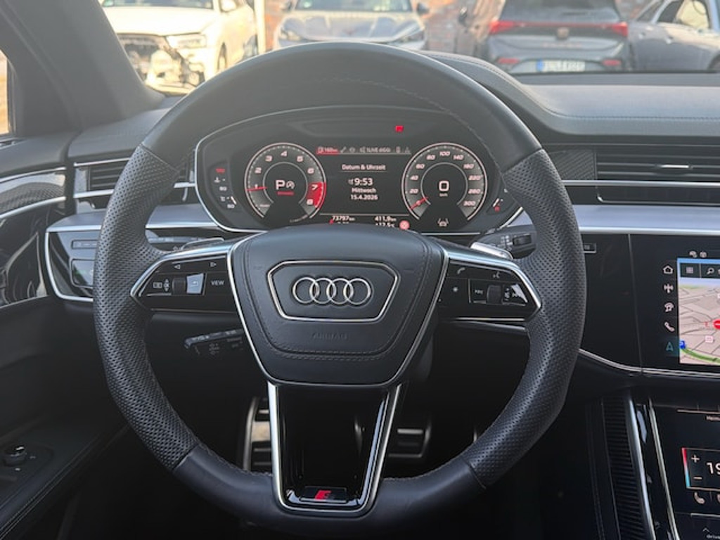 Audi S8