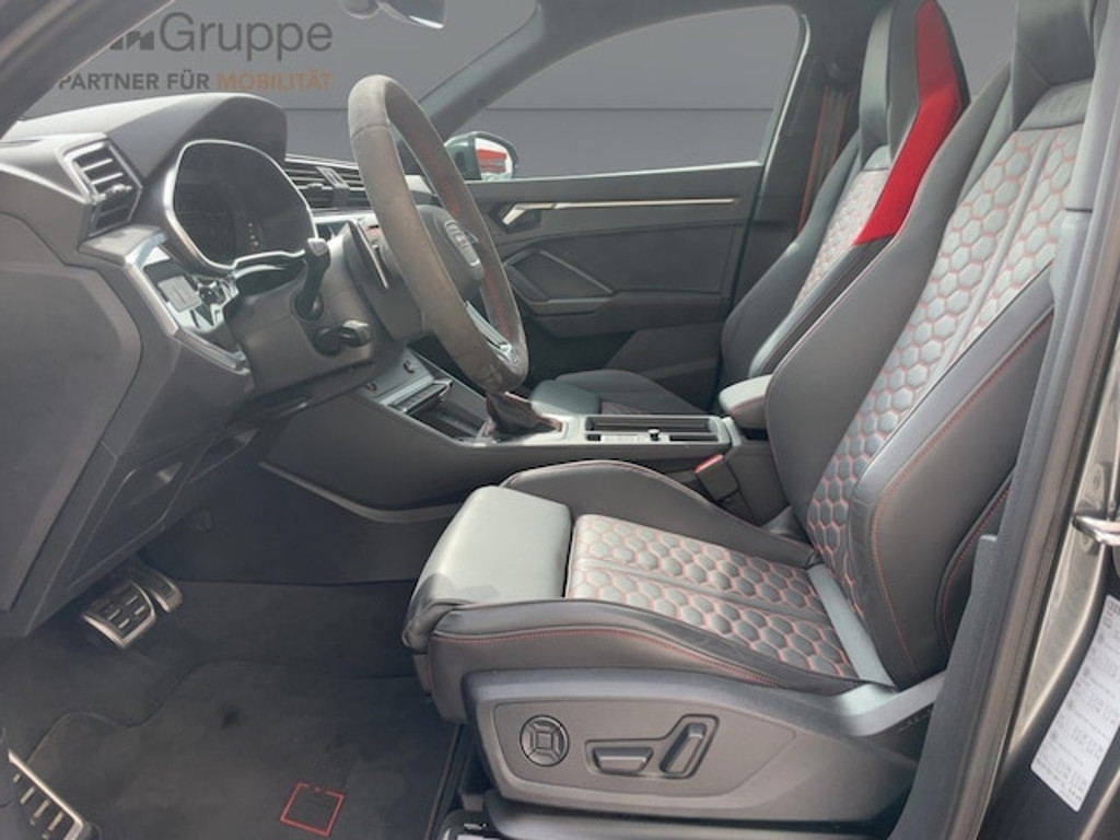 Audi RS Q3