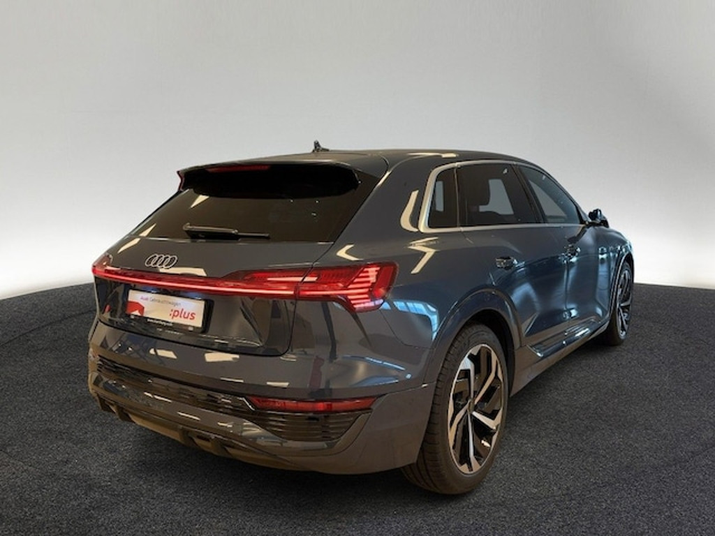 Audi Q8 e-tron