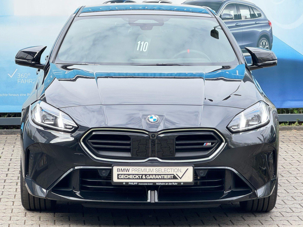 BMW M235