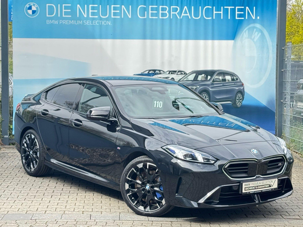 BMW M235
