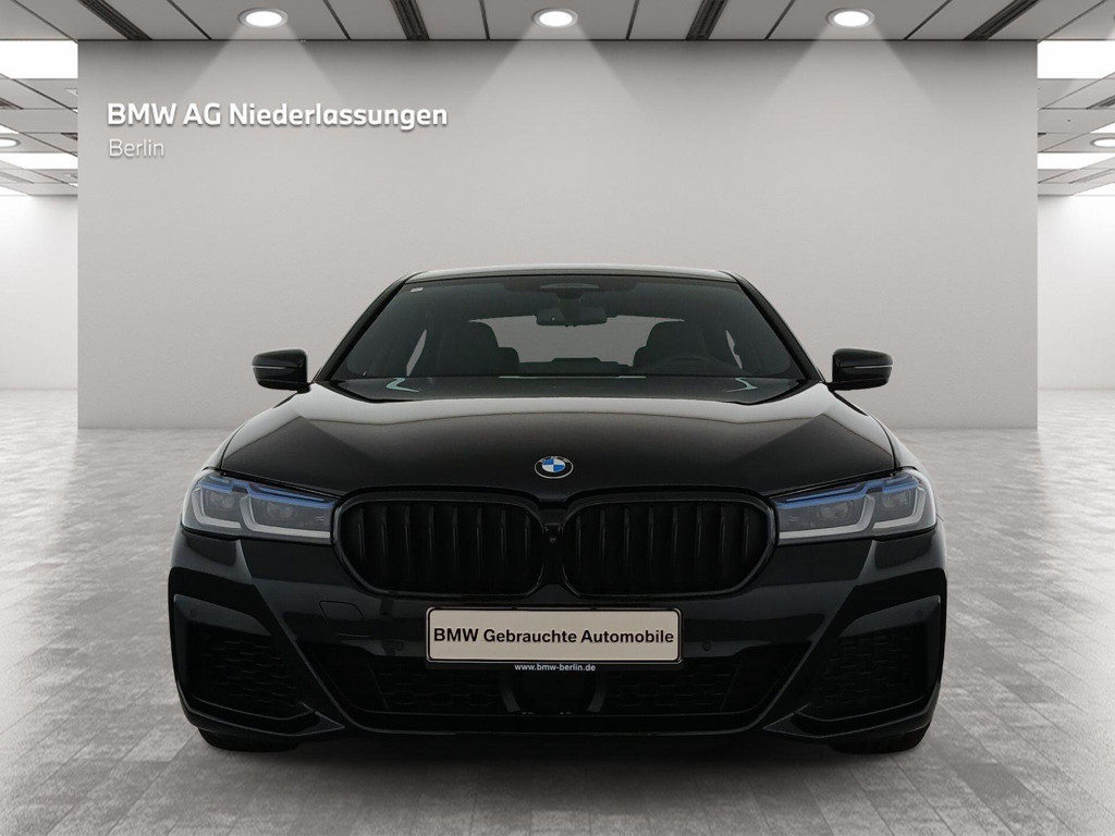 BMW M550