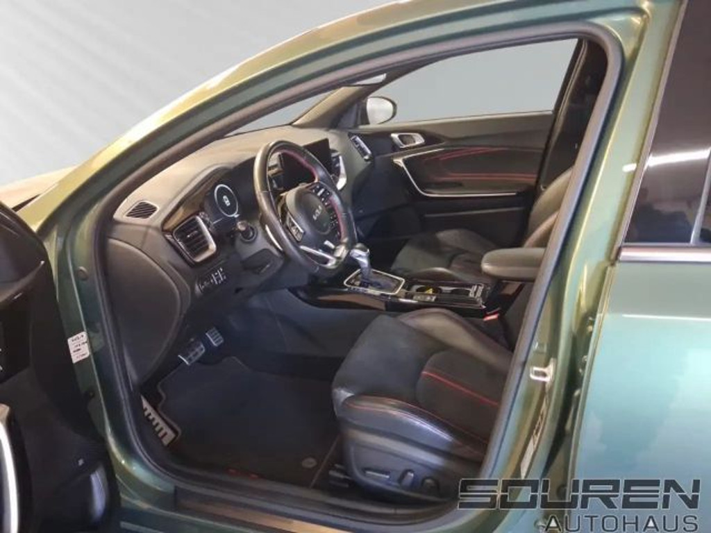 Kia ProCeed