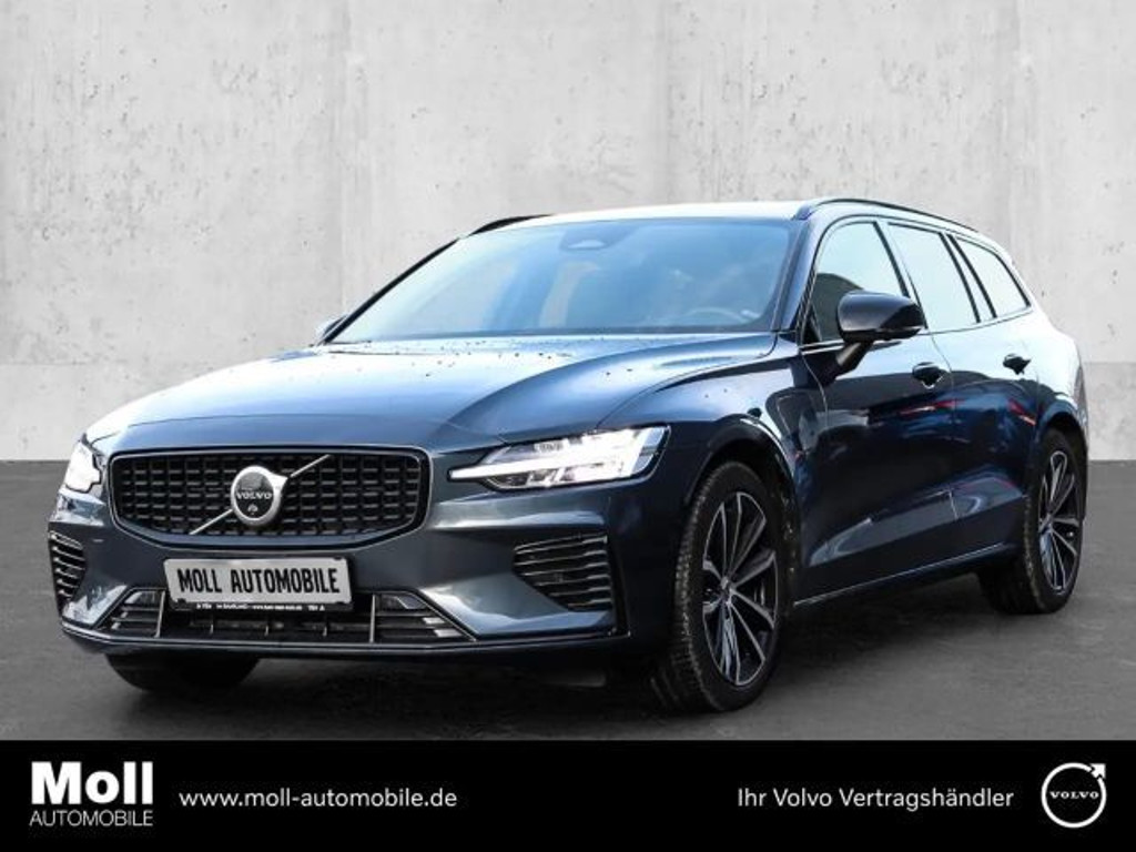 Volvo V60 AWD Hybrid Recharge Plus Dark