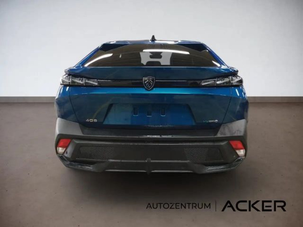 Peugeot 408