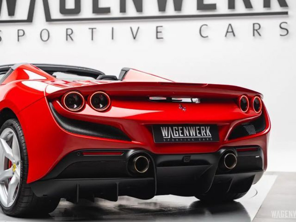 Ferrari F8