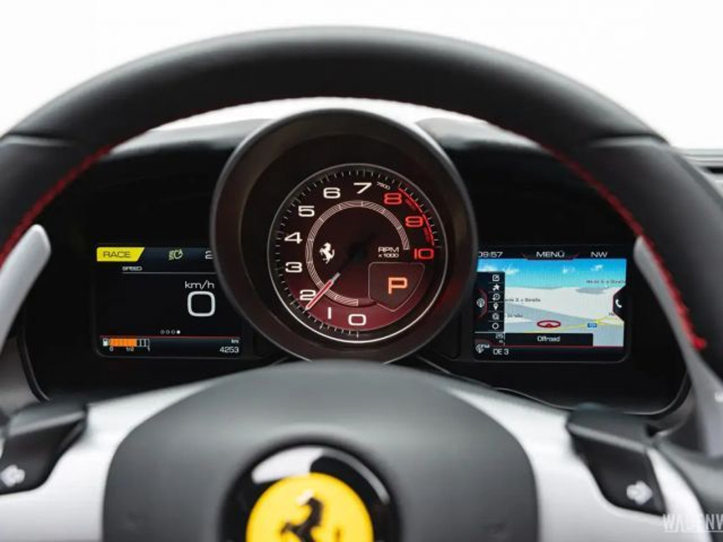 Ferrari F8