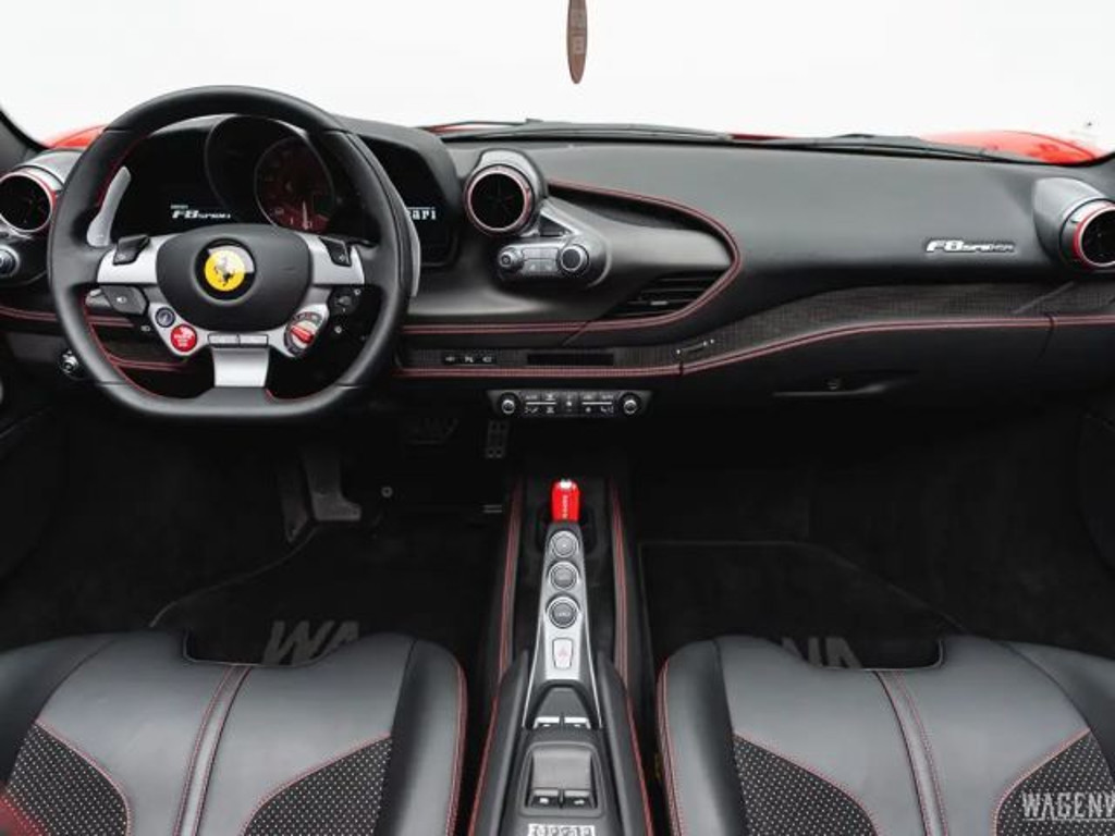 Ferrari F8