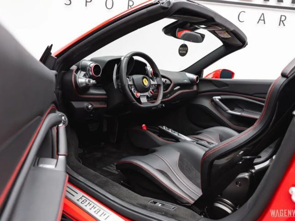 Ferrari F8
