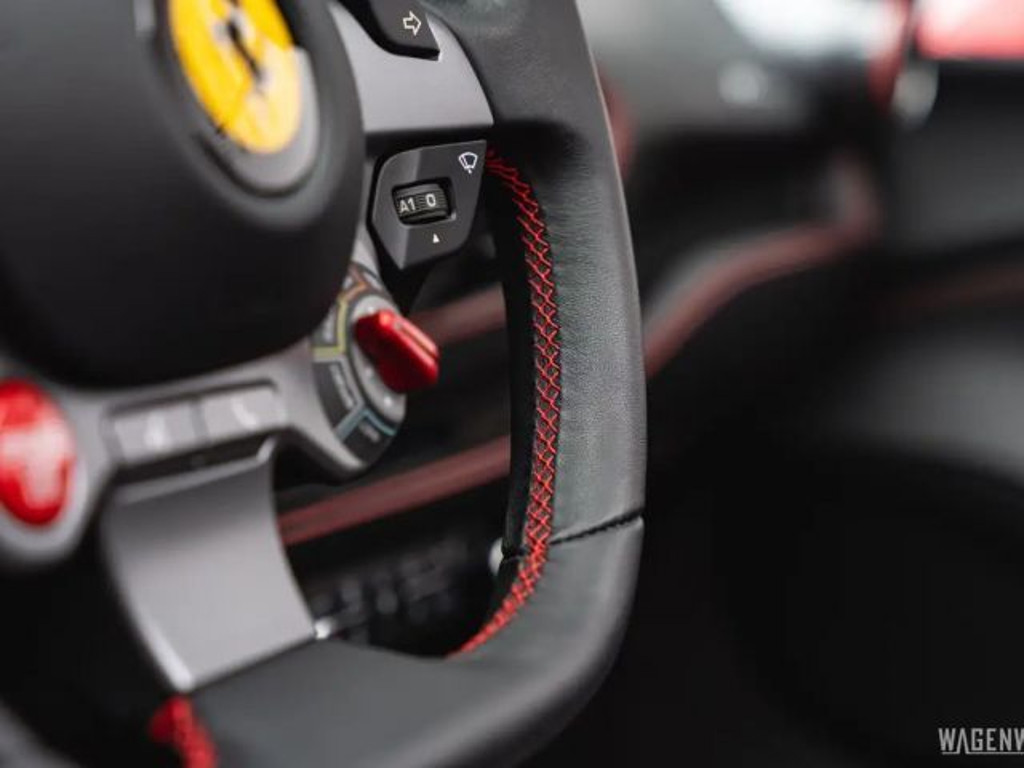 Ferrari F8