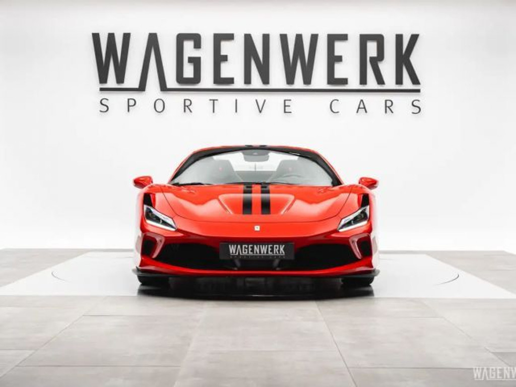Ferrari F8