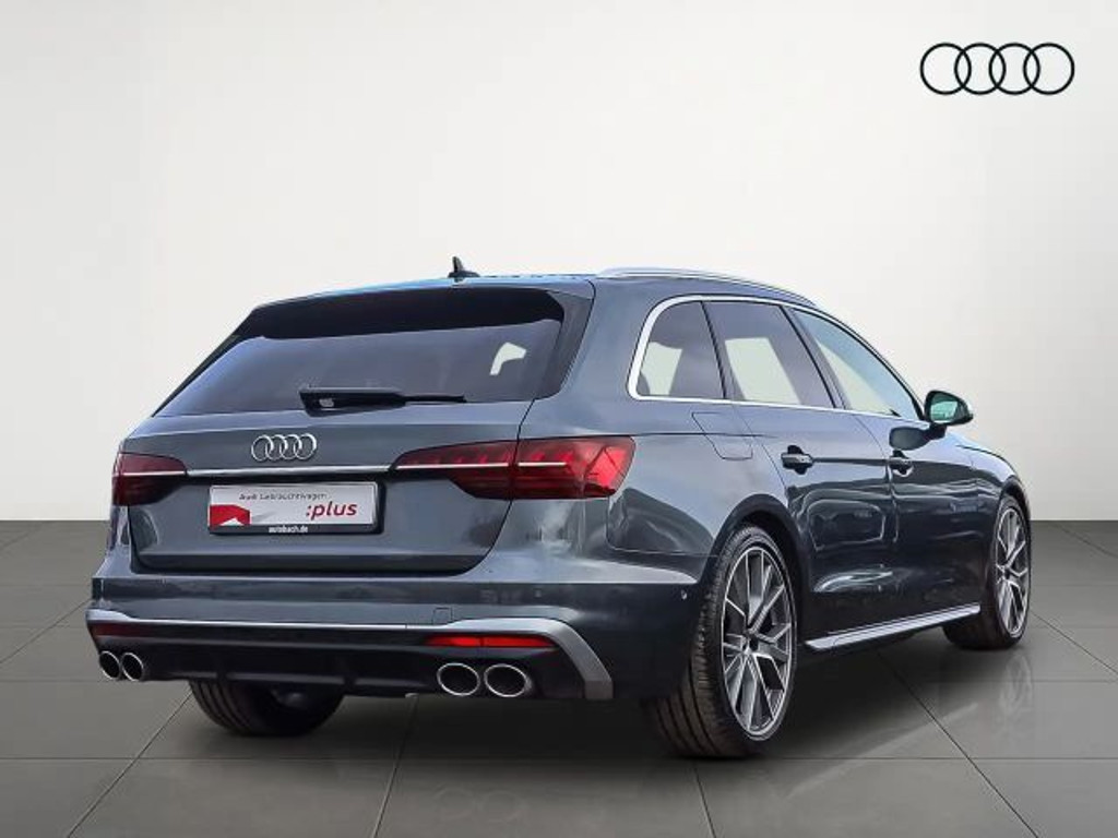 Audi S4