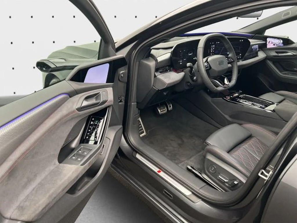 Audi S6 e-tron