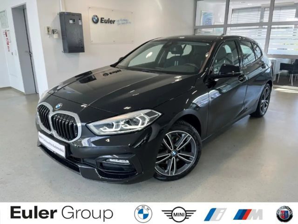 BMW 1 Serie 118 Sport Line Sedan 118i 5-deurs