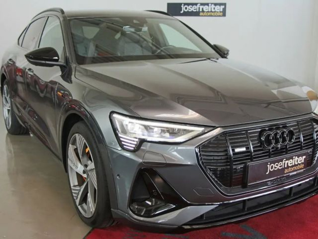 Audi e-tron Quattro S-Line 55
