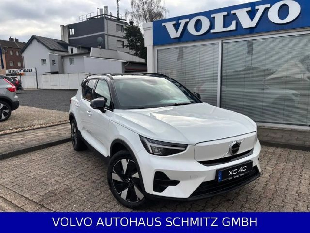 Volvo XC40 AWD Twin Engine Recharge Plus