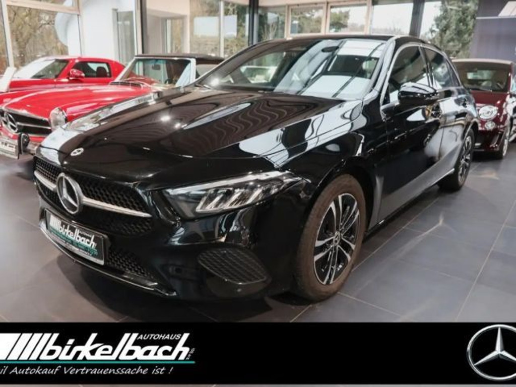 Mercedes-Benz A-Klasse A 180 Advanced Aut. LED MBUX AHK Garantie