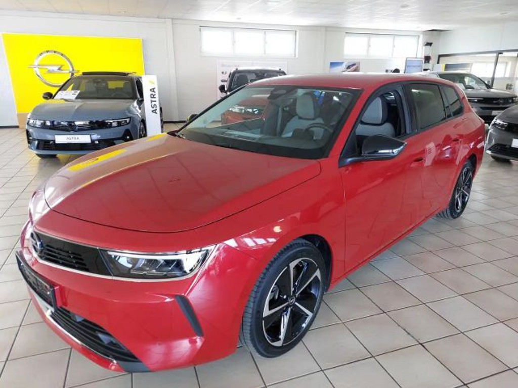 Opel Astra Sports Tourer Innovation Hybrid Edition